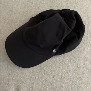 NWOT - Lululemon Black Hat